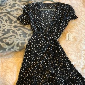 adorable wrap dress!